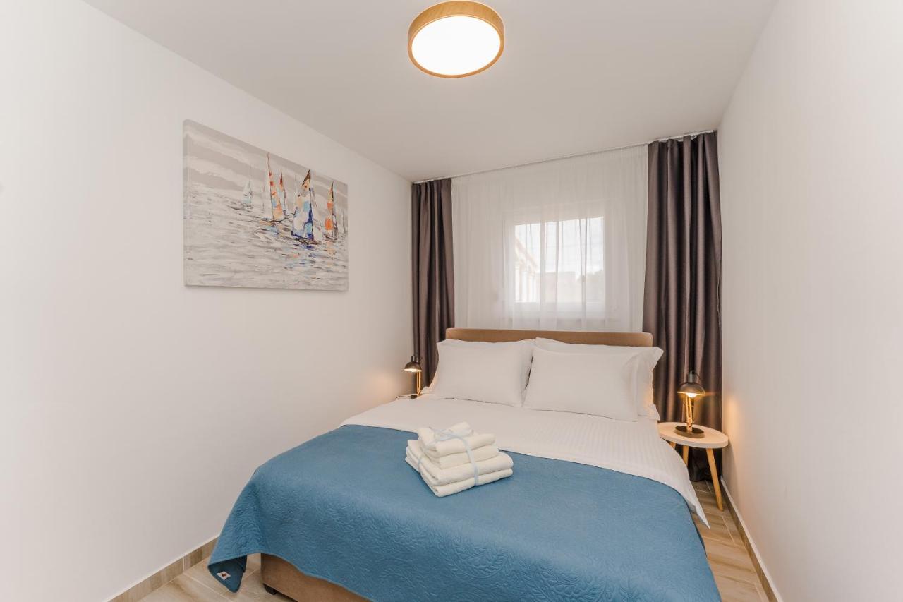 Apartmani Dmarie Privlaka  Exterior photo